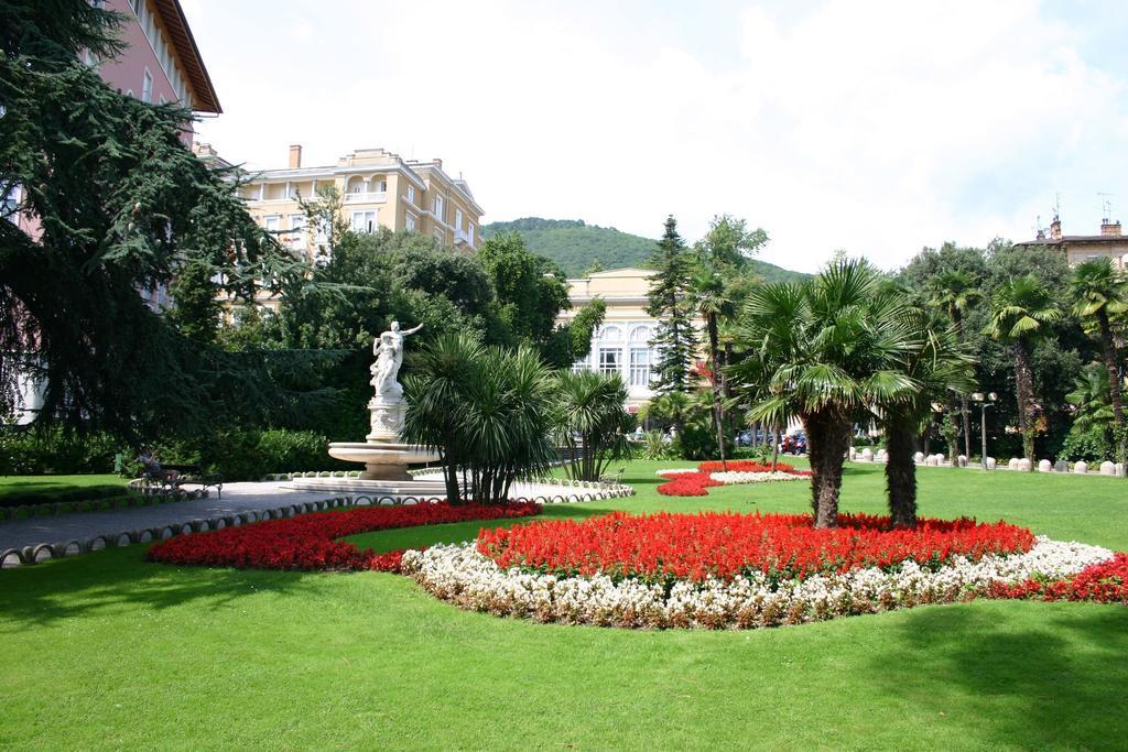 Apartment Vivoda Opatija Exterior photo