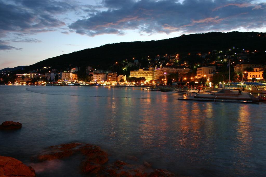 Apartment Vivoda Opatija Exterior photo